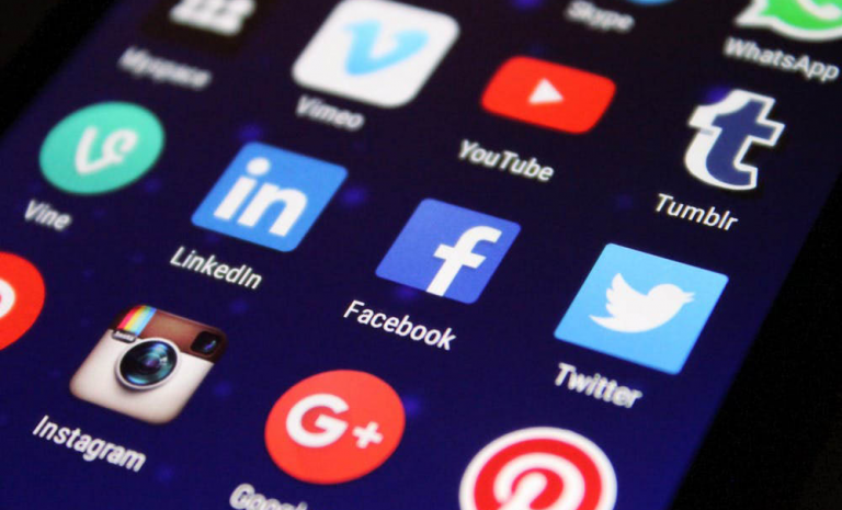 How to Make the Most of Social Media Stories